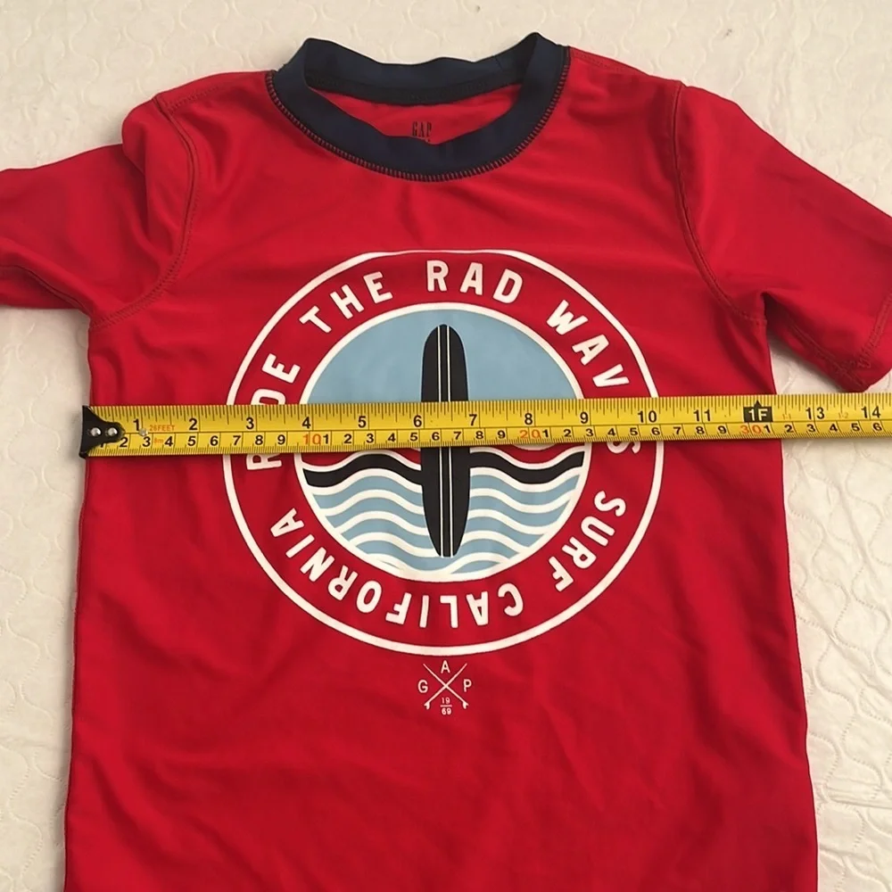 GAP red navy